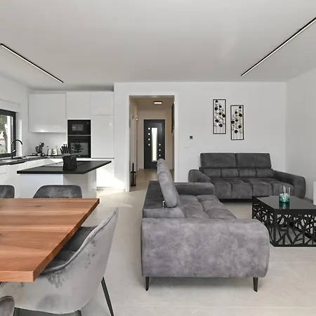 Willa Petra With Private Pool *