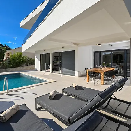 Petra With Private Pool Villa Mandre