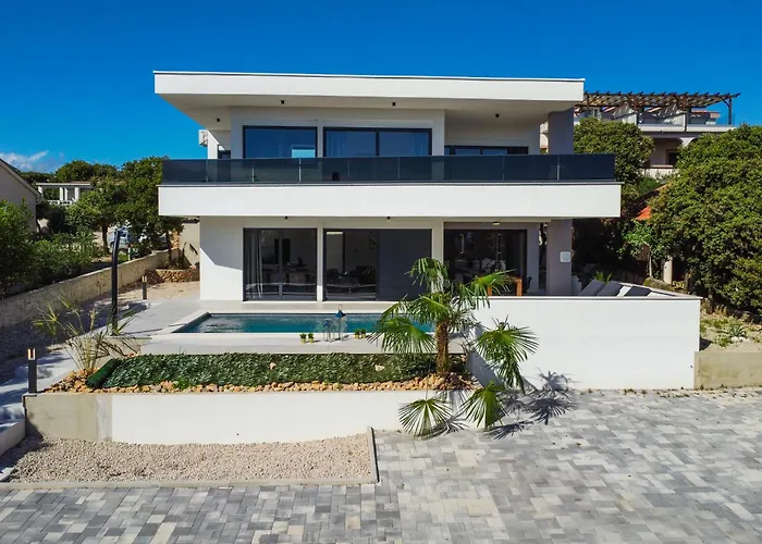 Petra With Private Pool *