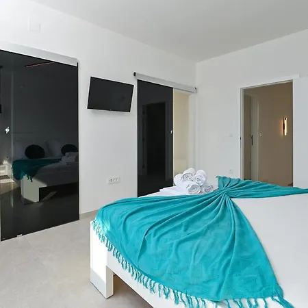 Petra With Private Pool *