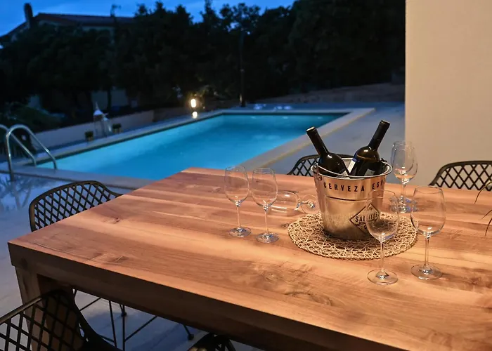 Petra With Private Pool * マンドレ