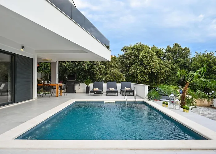 ヴィラ Petra With Private Pool *