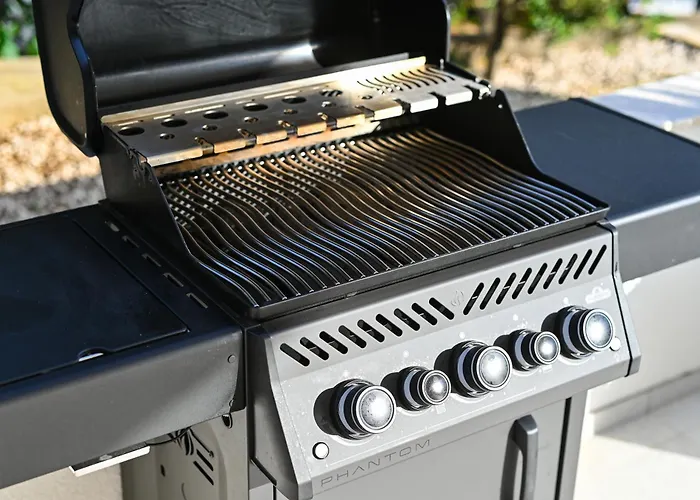 Petra With Private Pool マンドレ