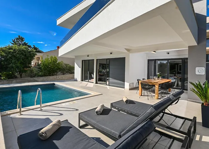 Petra With Private Pool *